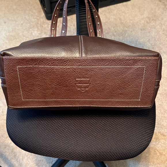 Kathy Van Zeeland Studded Brown Shoulder Bag - Picture 5 of 5